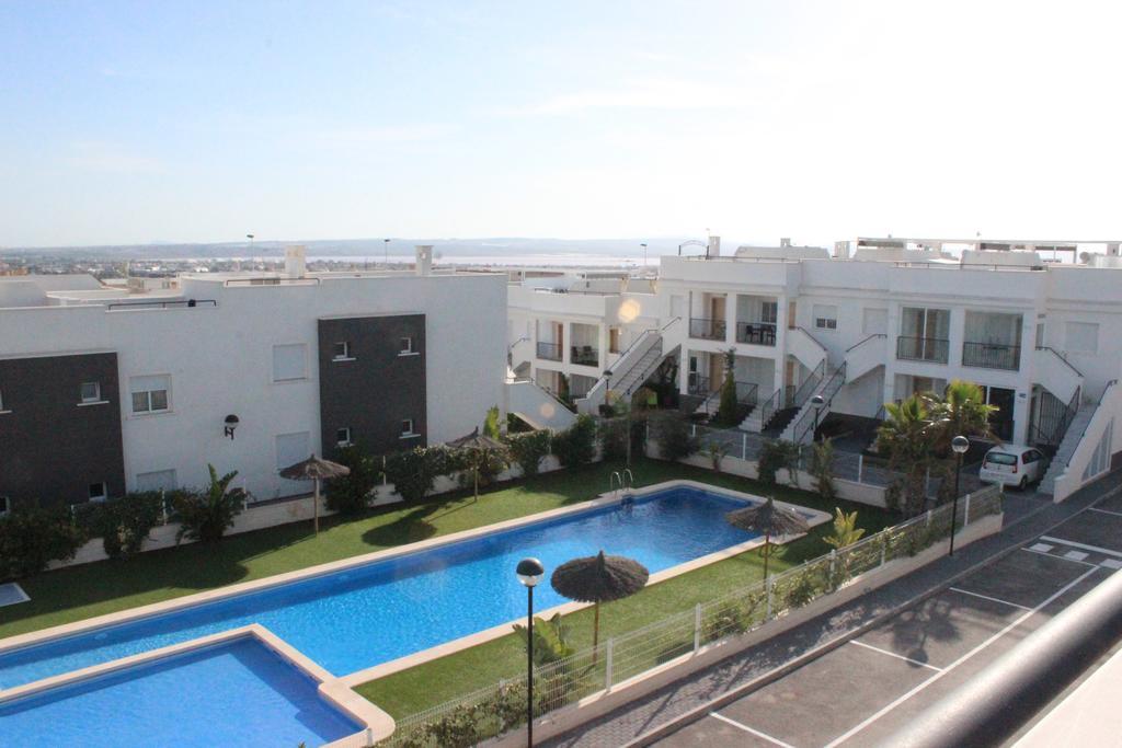 Vista Bella Apartment Торевиеха Стая снимка